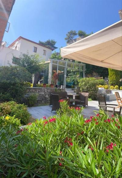Sardinia Hotel