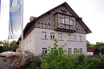 Hotel Historischer Dorfgasthof Hirsch