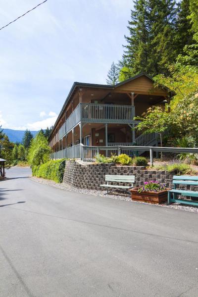 Carson Hot Springs Resort