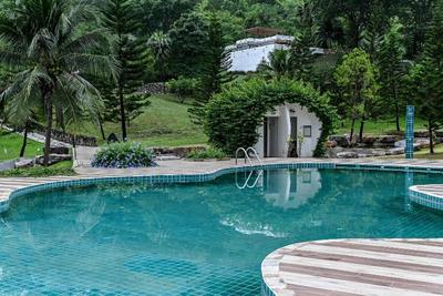 Swiss Valley Hip Resort