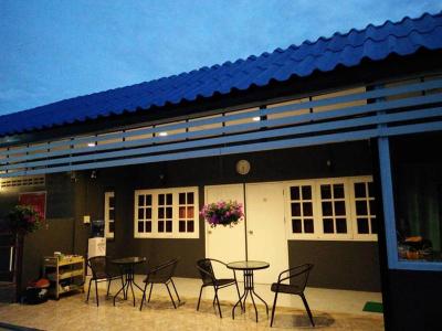 Jumbo Villa Homestay And Resort