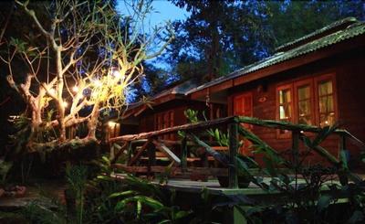 Jungle Bay Resort