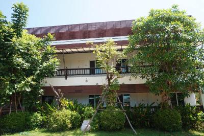 Thatphanom Place