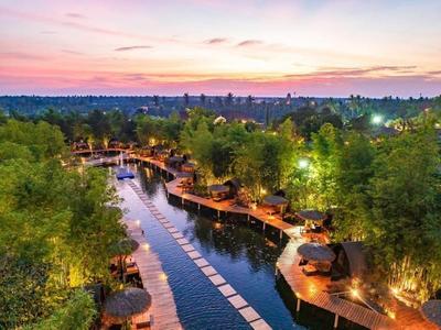Khum Damnoen Resort