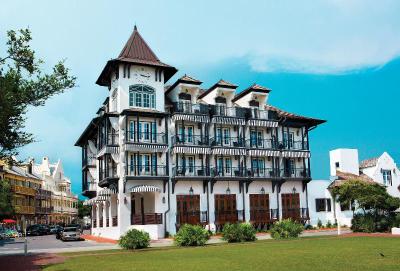 The Pearl Hotel