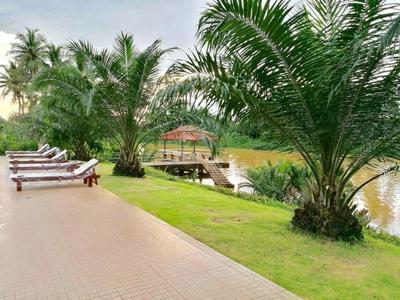 Lamphurai Riverside Resort And Spa