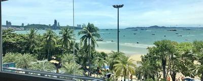 The Beach Front Resort Pattaya