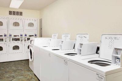 Woodspring Suites Fort Wayne