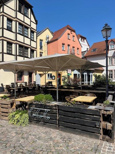 La Flamme Wertheim Garni