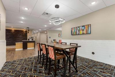 La Quinta Inn & Suites Coralville Iowa City