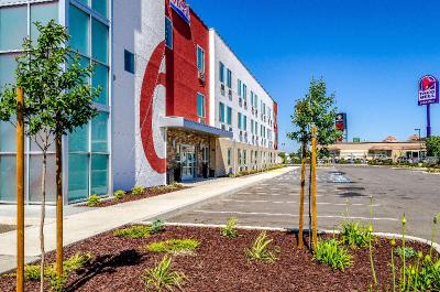 SureStay by Best Western Livingston Merced County
