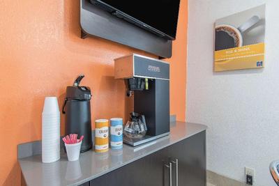 Motel 6 Orange, CA - Anaheim