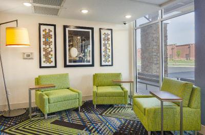 Holiday Inn Express & Suites Abingdon