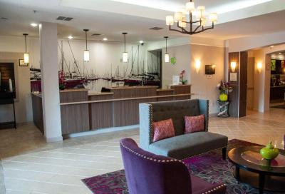 Kemah Edgewater Hotel SureStay Collection by BW