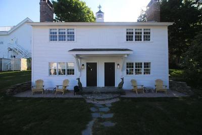 Shelter Harbor Inn