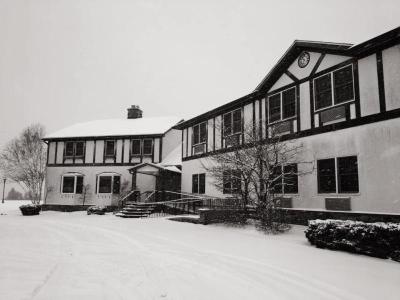 Camelot Restaurant & Inn