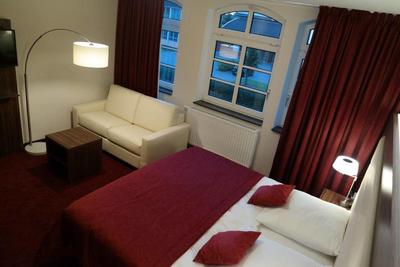 Hotel - Restaurant Zum Hollengrund
