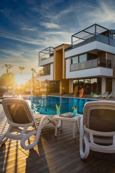 Elysium Green Suites
