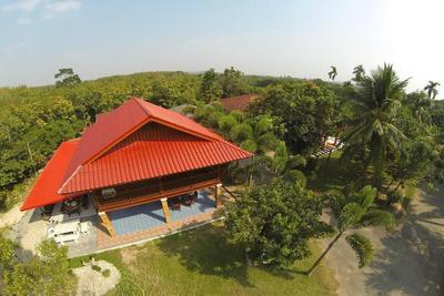 Khao Hin Tang Resort