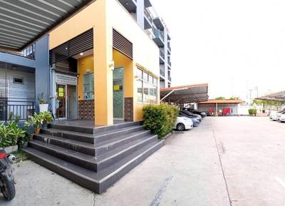 Room 9 Residence - Adult Only