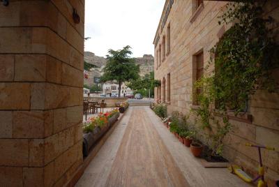 Akuzun Hotel