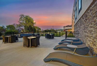 Hampton Inn Cave City