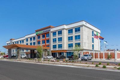 Holiday Inn Exp & Sts Phoenix Dwtn State Capitol
