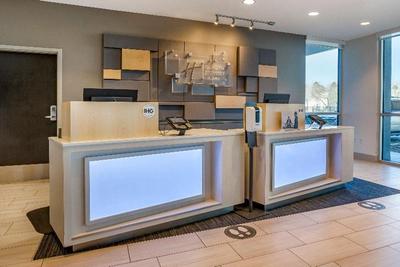 Holiday Inn Exp & Sts Phoenix Dwtn State Capitol