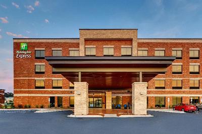 Holiday Inn Express Wilmington - Porters Neck