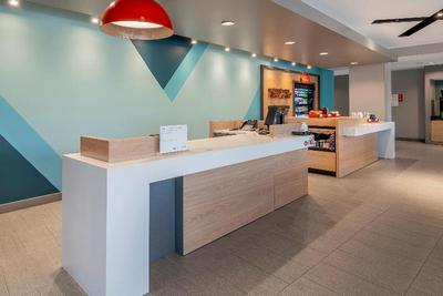 Avid Hotel Milwaukee West - Waukesha