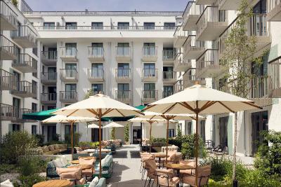 Schwan Locke, Landwehrstrasse