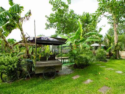 999 Baan Pak Rom Ruen