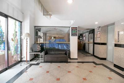 OYO 75385 Hotel Win Long