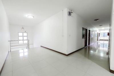 75351 Na Jinthanakan