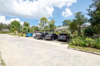 OYO 75378 Thawapee Resort