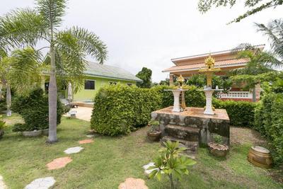 Sansuk Resort Paknampran