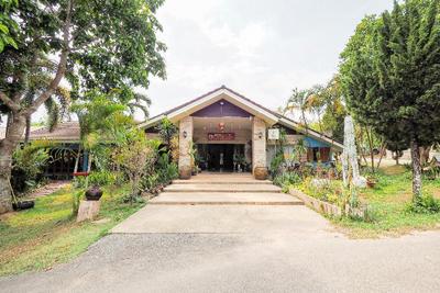 920 Saensukkho Hotel And Resorts