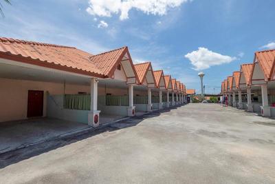 1070 Paradise Resort