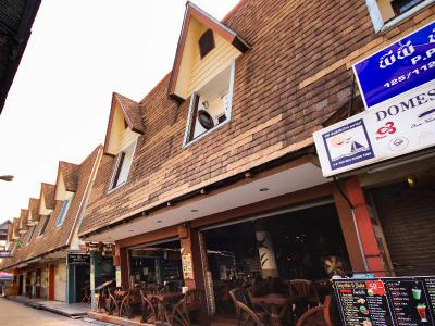 1103 Pirates House Hotel