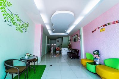 75377 Check In House