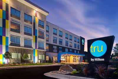 Tru by Hilton Lithia Springs