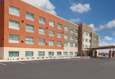 Holiday Inn Express & Suites El Paso North