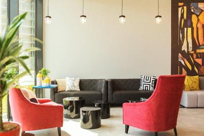 Holiday Inn - the niu, Form Stuttgart Feuerbach