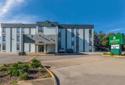 HomeTowne Studios Newport News - Hampton West