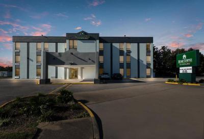 HomeTowne Studios Newport News - Hampton West