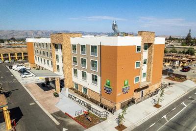 Holiday Inn Express & Sts San Jose Silicon Valley
