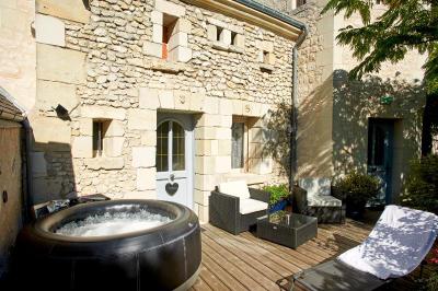 Logis Hotel Troglododo