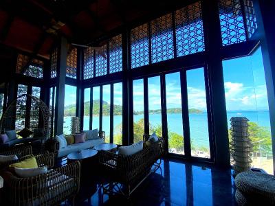 Sinae Phuket Luxury Hotel