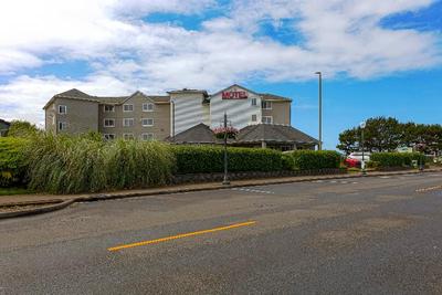 Siletz Bay Beachfront Hotel by OYO Lincoln City