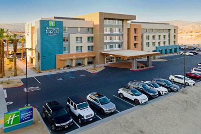 Holiday Inn Express & Sts Palm Desert - Millennium